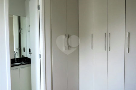 Apartamento à venda com 2 quartos, sendo 1 suíte, em Parque Reboucas, São Paulo, SP