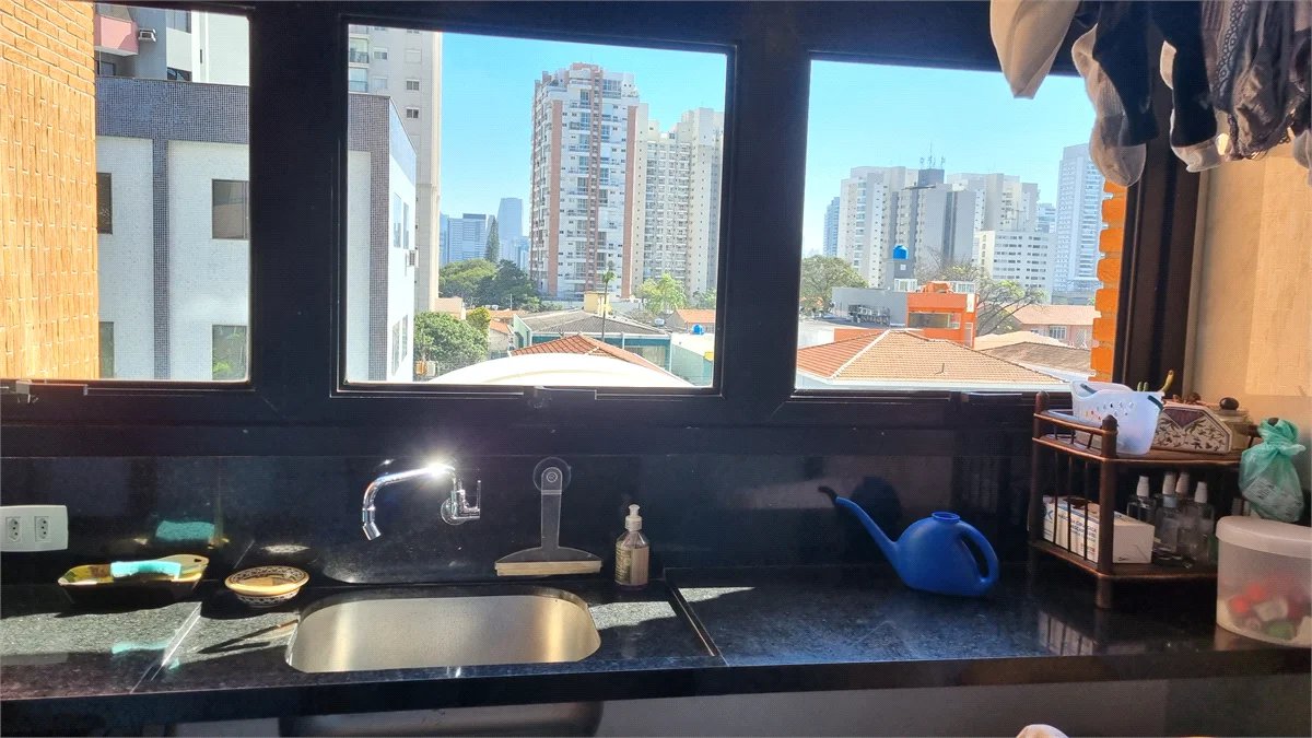 Apartamento à venda com 3 quartos, sendo 1 suíte, em Brooklin Paulista, São Paulo, SP