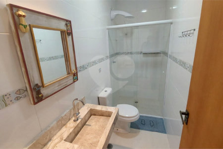 Casa à venda com 3 quartos, sendo 1 suíte, em Juquehy, São Sebastião, SP