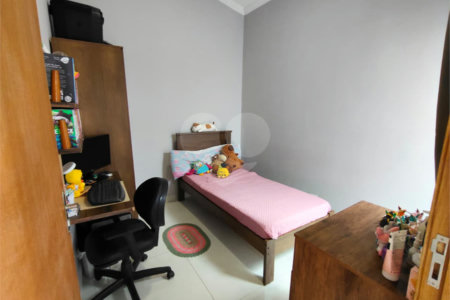 Casa à venda com 3 quartos no condomínio Residencial Lago dos Ipês, Itapetininga - SP