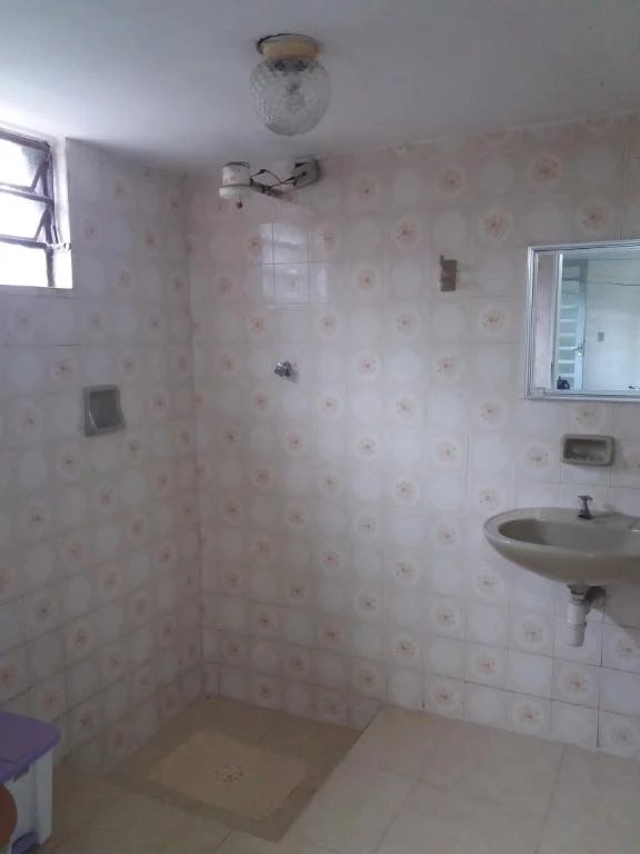 Casa à venda com 4 quartos, sendo 1 suíte, em Jardim Helga, São Paulo, SP