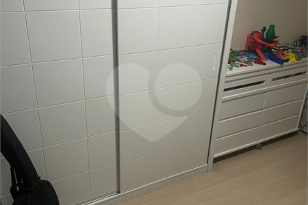 Apartamento à venda com 2 quartos em Vila Fachini, São Paulo, SP