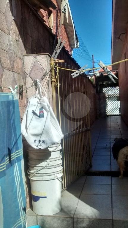 Casa à venda com 4 quartos, sendo 1 suíte, em Parque Vitória, São Paulo, SP