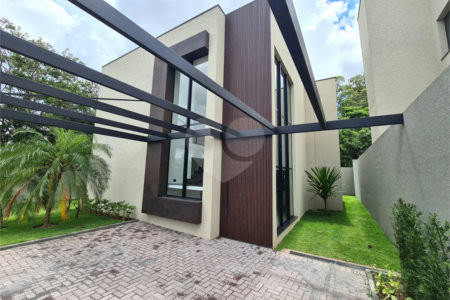 Casa em condomínio à venda com 3 suítes em Vila Santista, Atibaia, SP