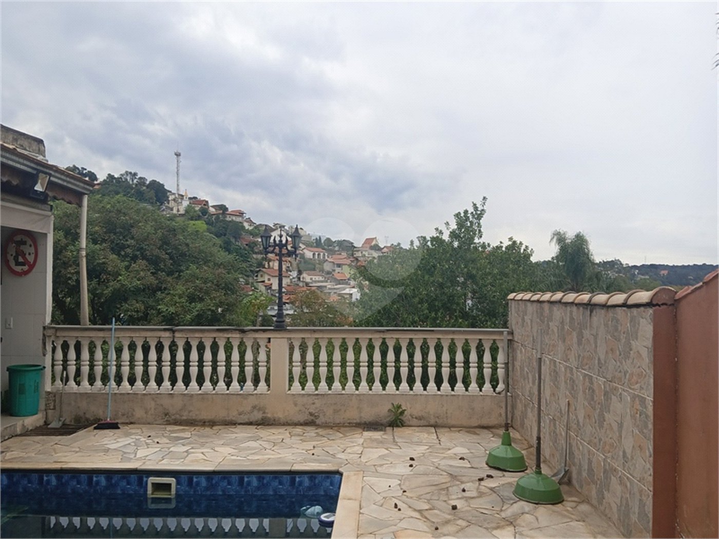 Casa para alugar com 5 quartos no Centro, Mairiporã, SP