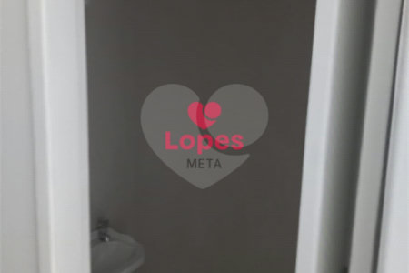 Apartamento à venda com 4 quartos, sendo 2 suítes,  em Vila Adyana, São José dos Campos, SP