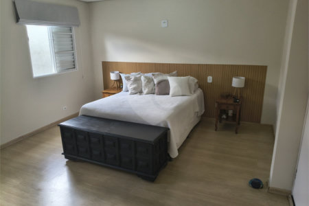 Casa à venda com 3 suítes em Vila Lavínia, Mogi das Cruzes, SP
