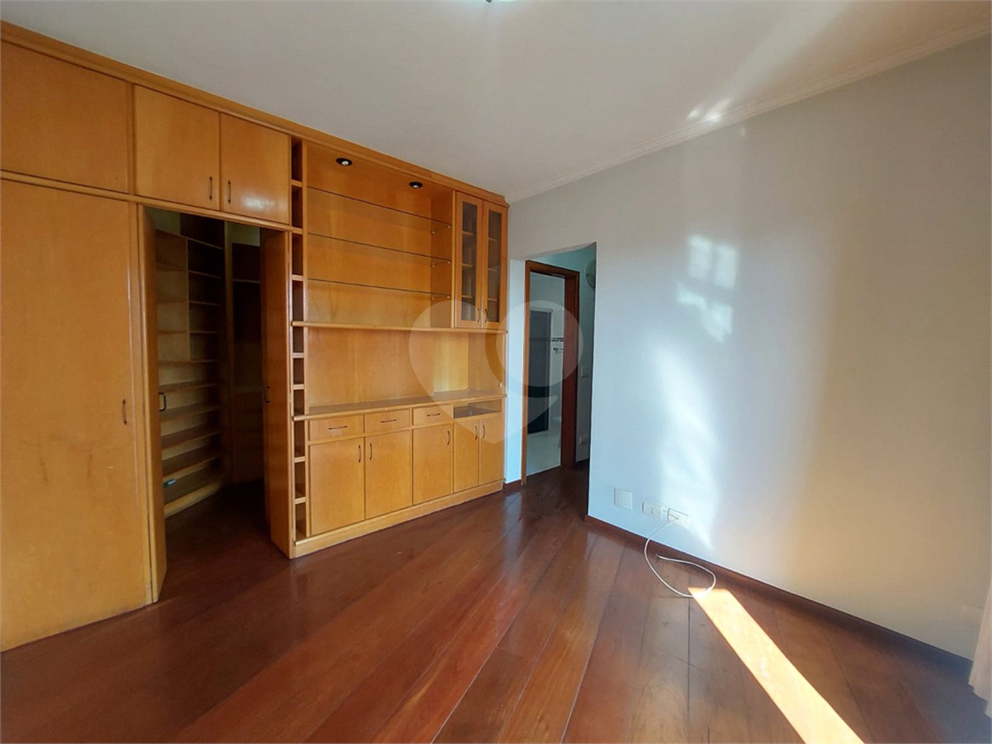 Apartamento à venda com 3 quartos, sendo 1 suíte, em Parque São Domingos, São Paulo, SP