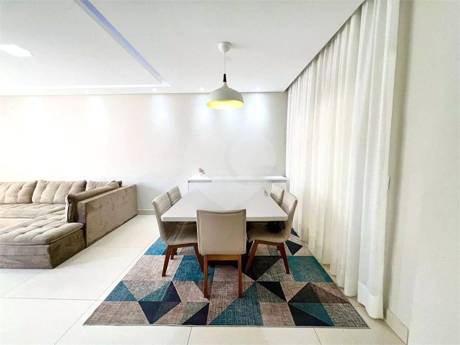 Sobrado à venda com 3 quartos, sendo 1 suíte,  em Residencial Jardim Nathália, Sorocaba, SP