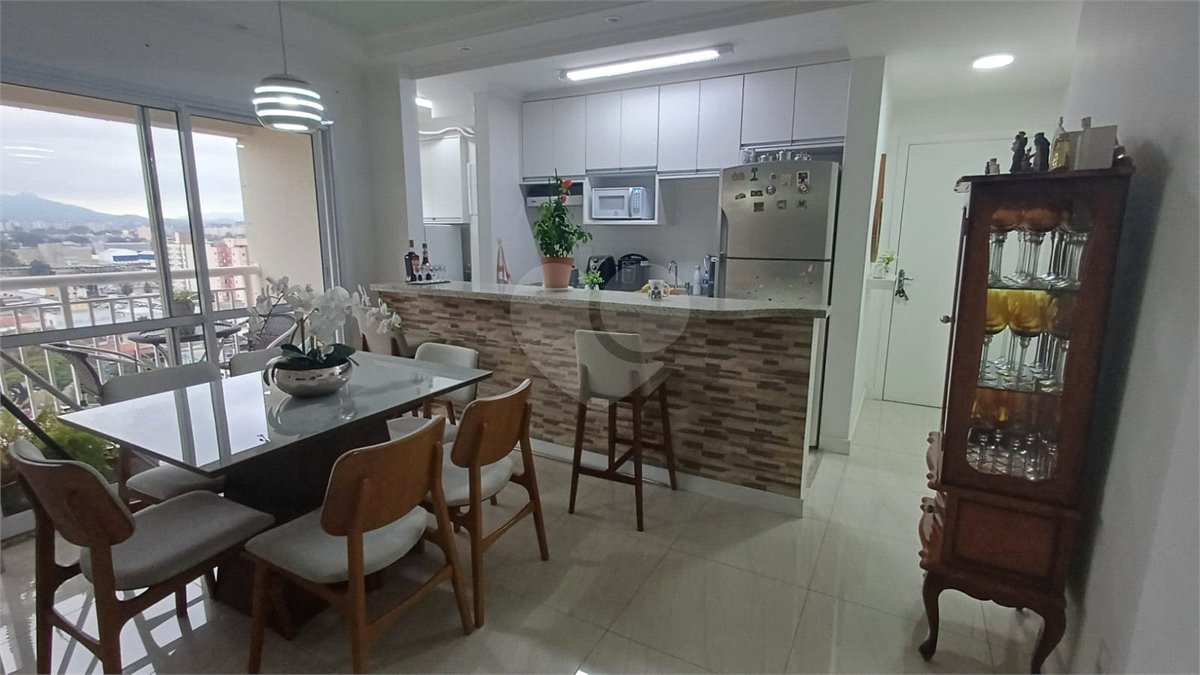 Apartamento à venda com 1 suíte em Km 18, Osasco, SP