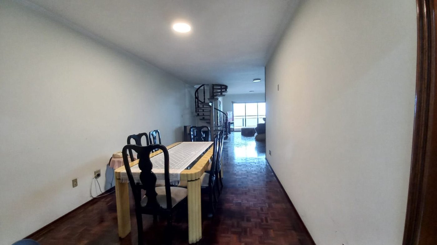 Cobertura com 4 dormitórios à venda, 380 m² por R$ 4.999.999,00 - Gonzaga - Santos/SP