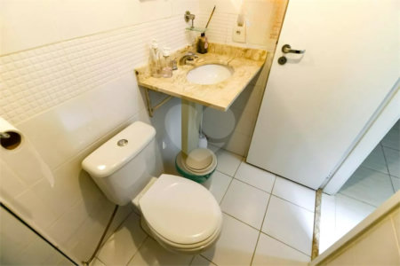 Apartamento à venda com 3 quartos, sendo 1 suíte,  em Lar São Paulo, São Paulo, SP
