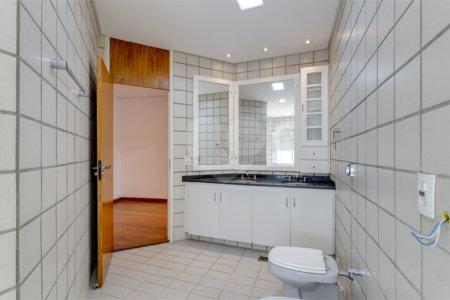 Casa Térrea à venda com 3 quartos, sendo 1 suíte, em Granja Julieta, São Paulo, SP