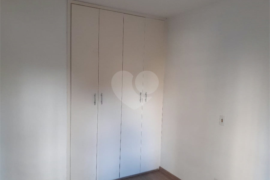 Apartamento à venda com 3 quartos, sendo 1 suíte,  em Morumbi, São Paulo, SP