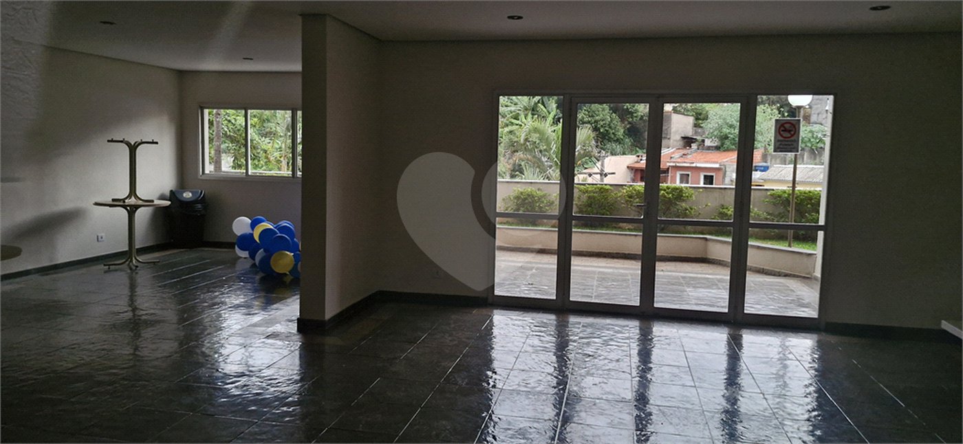 Apartamento à venda com 3 quartos, sendo 1 suíte, em Vila Mangalot, São Paulo, SP