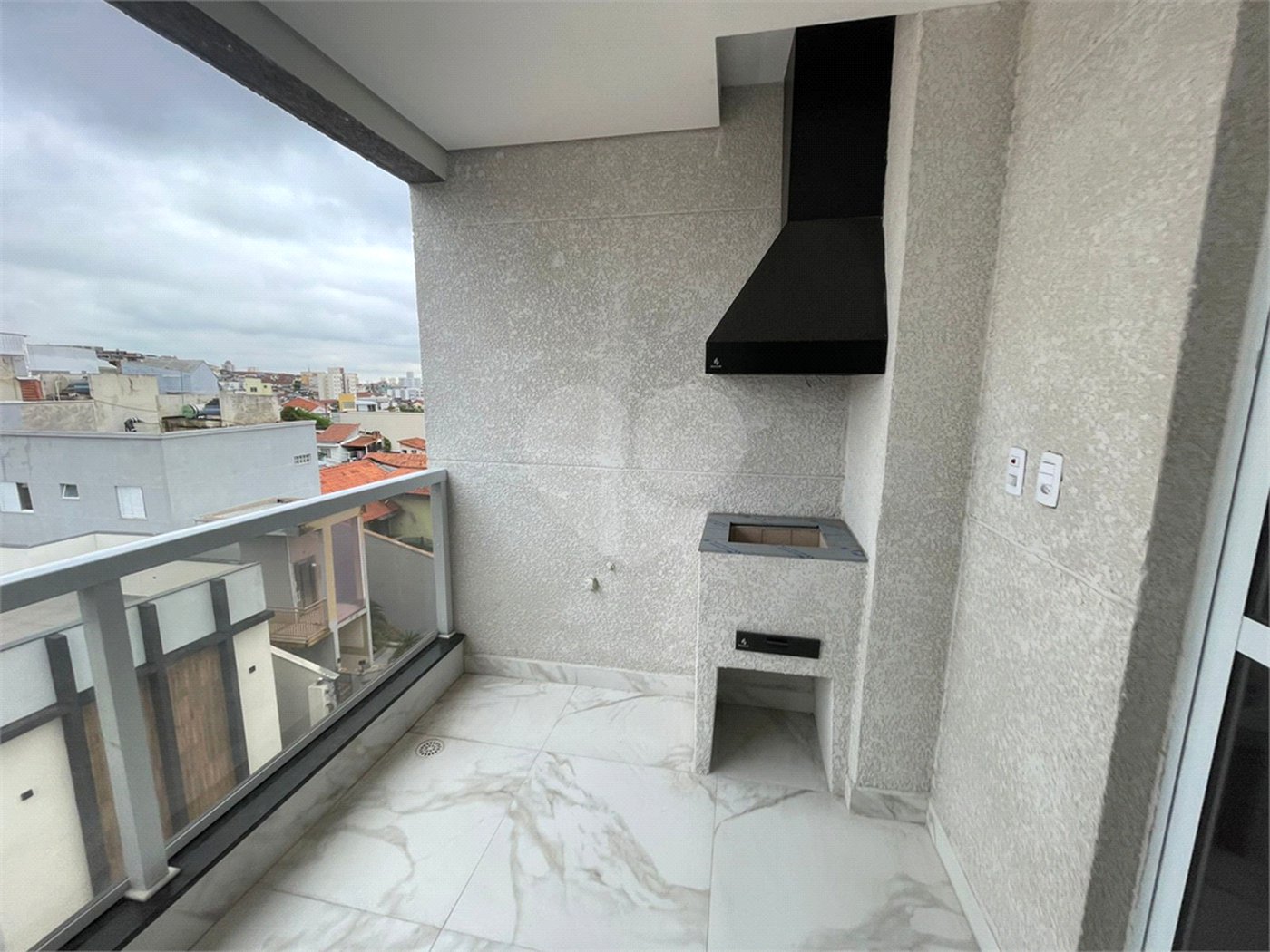 Apartamento à venda com 2 quartos, sendo 1 suíte, em Parada Inglesa, São Paulo, SP