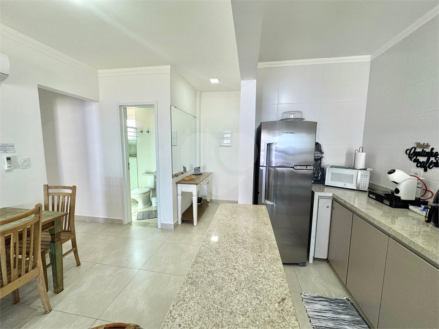 Apartamento à venda com 2 quartos em Caiçara, Praia Grande, SP