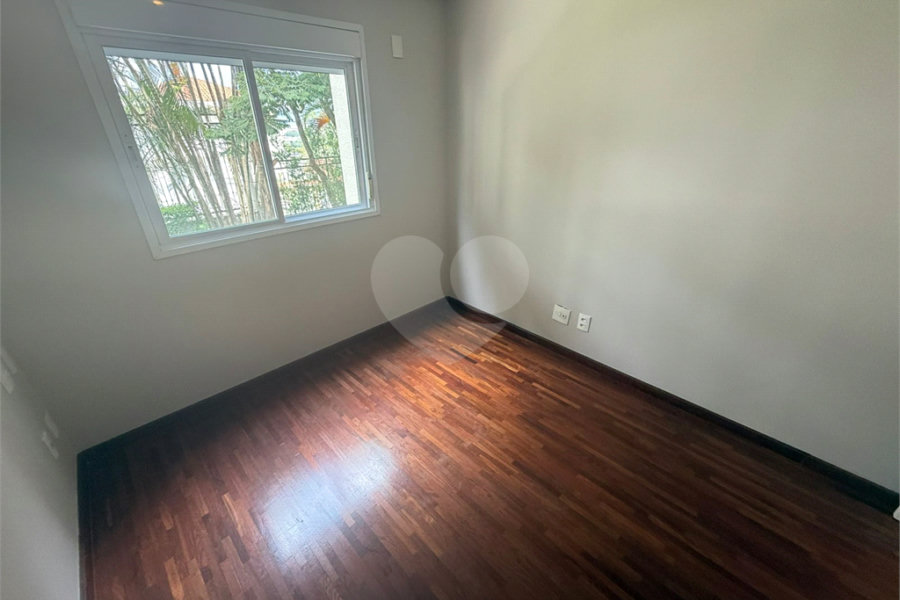 Apartamento à venda com 3 quartos, sendo 2 suítes, em Vila Irmãos Arnoni, São Paulo, SP