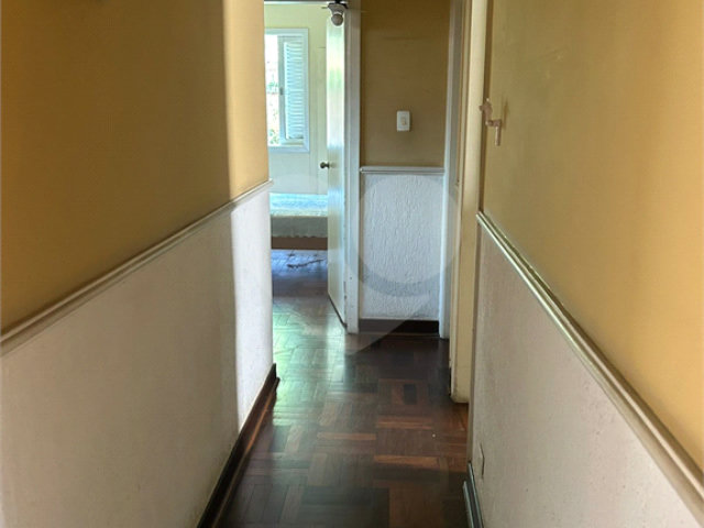 Casa à venda com 3 quartos, sendo 1 suíte,  em Interlagos, São Paulo, SP
