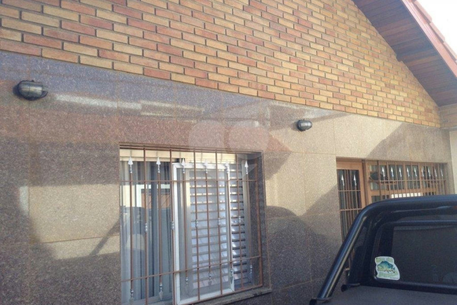Casa Térrea à venda com 5 quartos, sendo 1 suíte, em Vila Nova Cachoeirinha, São Paulo, SP