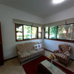 Casa à venda com 4 quartos, sendo 1 suíte, no condomínio Vale do Itamaracá, Valinhos - SP