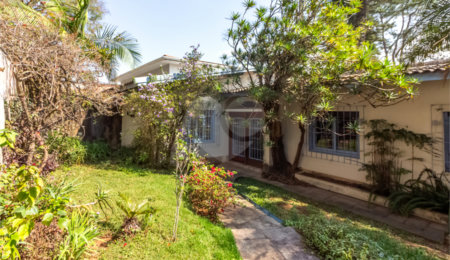 Casa à venda com 4 quartos, sendo 2 suítes,  em Chácara Flora, São Paulo, SP