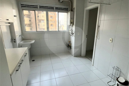 Apartamento à venda com 3 suítes em Vila Andrade, São Paulo, SP