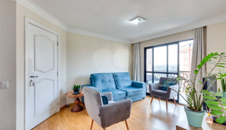 Apartamento à venda com 4 quartos, sendo 1 suíte,  em Alto da Boa Vista, São Paulo, SP