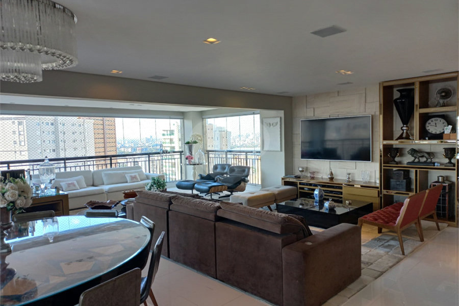 Apartamento à venda com 4 suítes em Santa Teresinha, São Paulo, SP
