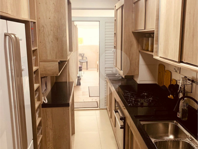 Apartamento à venda com 3 quartos, sendo 1 suíte,  em Vila Medeiros, São Paulo, SP