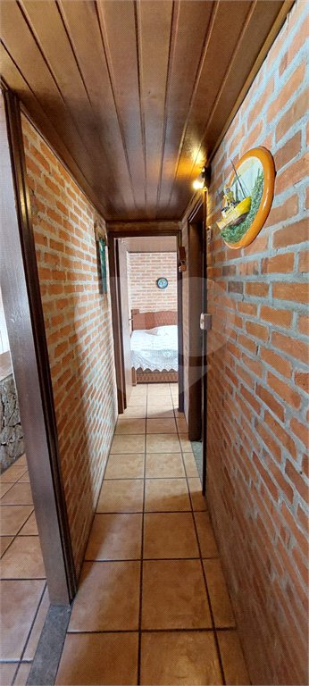 Casa à venda com 3 quartos, sendo 2 suítes, no condomínio Alpes de Caieiras, Caieiras - SP