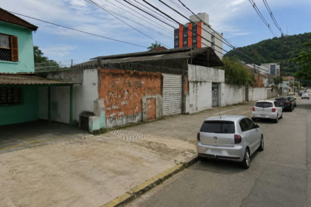 Terreno para alugar, 1600 m² por R$ 77.327,00/mês - Vila Matias - Santos/SP