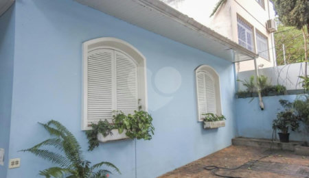 Casa Térrea à venda com 4 quartos, sendo 2 suítes,  em Jardim das Bandeiras, São Paulo, SP