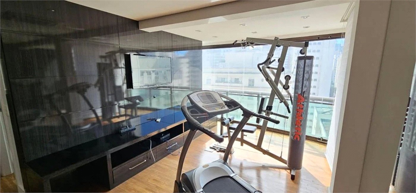 Apartamento à venda com 4 quartos, sendo 3 suítes, em Jardim Paulista, São Paulo, SP