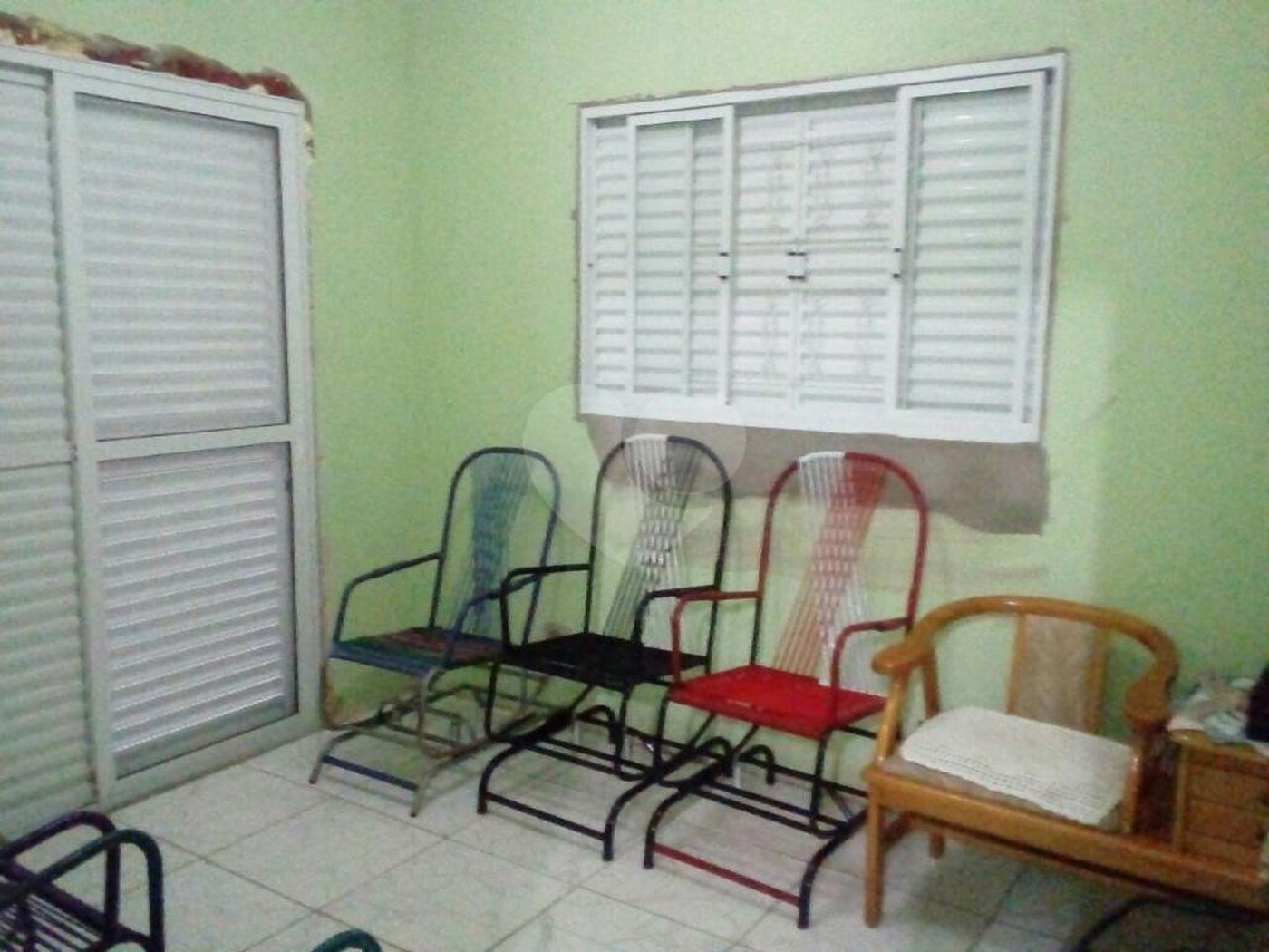 Sobrado à venda com 3 quartos, sendo 1 suíte, em Tremembé, São Paulo, SP