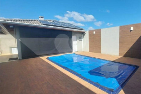 Casa à venda com 5 quartos, sendo 1 suíte, em Jardim Shangri-lá, Atibaia, SP