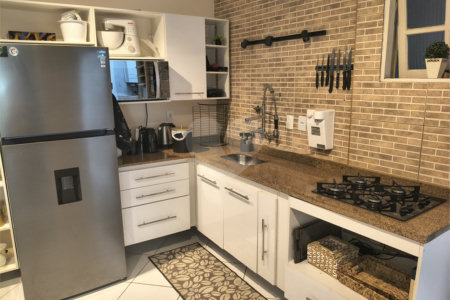 Casa à venda com 3 suítes em Vila Lavínia, Mogi das Cruzes, SP