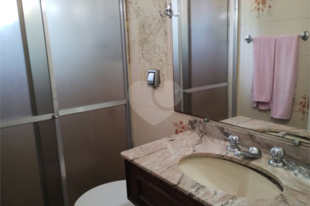 Casa de Vila à venda com 3 suítes em Jardim Londrina, São Paulo, SP