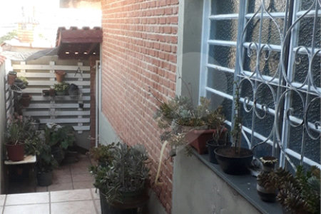 Sobrado à venda com 5 quartos, sendo 3 suítes, em Jardim dos Pinheiros, Atibaia, SP