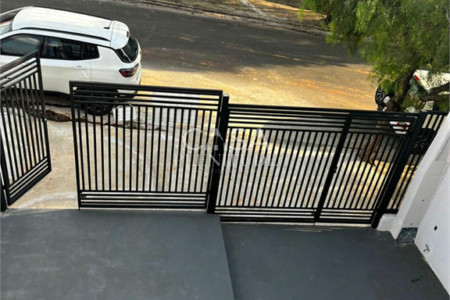 Sobrado à venda com 2 suítes em Jardim Santa Marta, Sorocaba, SP