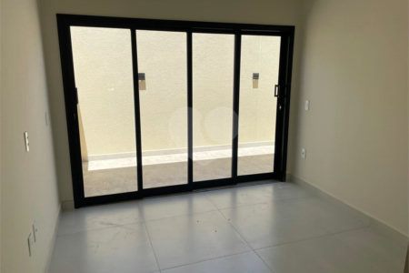 Casa à venda com 3 quartos, sendo 1 suíte,  em Vila Maria Helena, Indaiatuba, SP