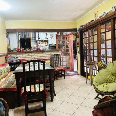 Casa Térrea à venda com 4 quartos, sendo 1 suíte, em Interlagos, São Paulo, SP