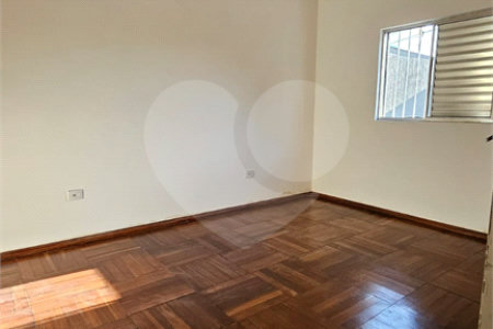 Apartamento à venda com 3 quartos, sendo 1 suíte,  em Vila Suissa, Mogi das Cruzes, SP