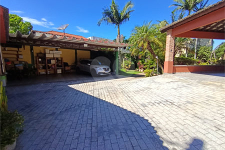 Casa à venda com 3 quartos, sendo 2 suítes,  em Vila Mogilar, Mogi das Cruzes, SP