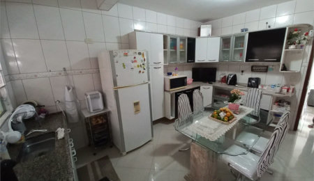 Casa Térrea à venda com 3 quartos em Jardim das Palmas, São Paulo, SP