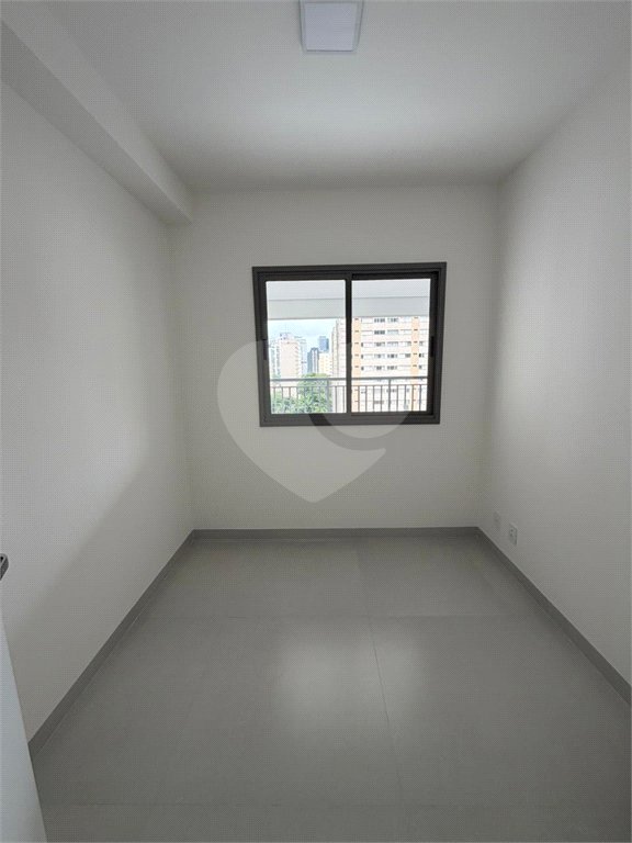 Apartamento à venda com 2 quartos, sendo 1 suíte, em Santo Amaro, São Paulo, SP