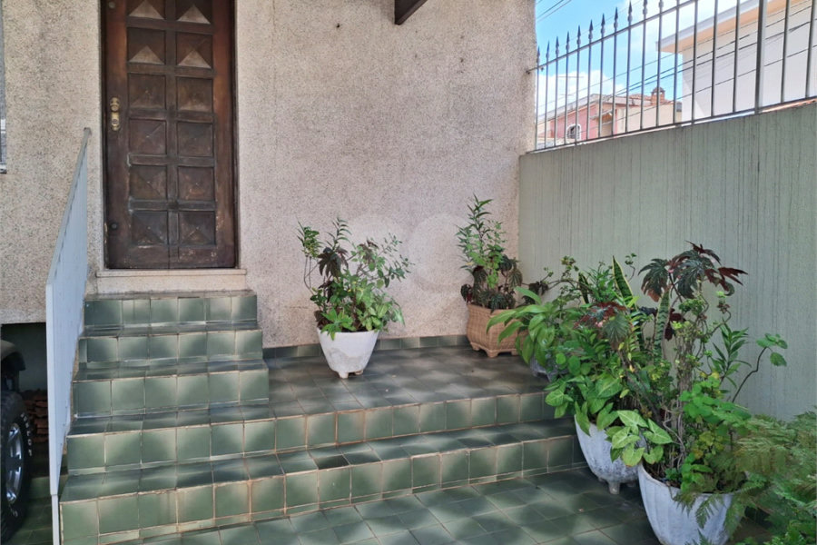 Sobrado à venda com 4 quartos em Limão, São Paulo, SP