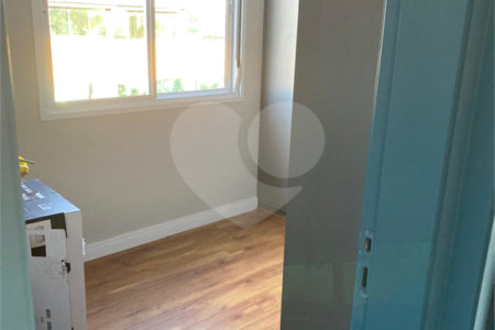 Apartamento à venda com 3 quartos, sendo 1 suíte,  em Jardim Ângela (zona Leste), São Paulo, SP