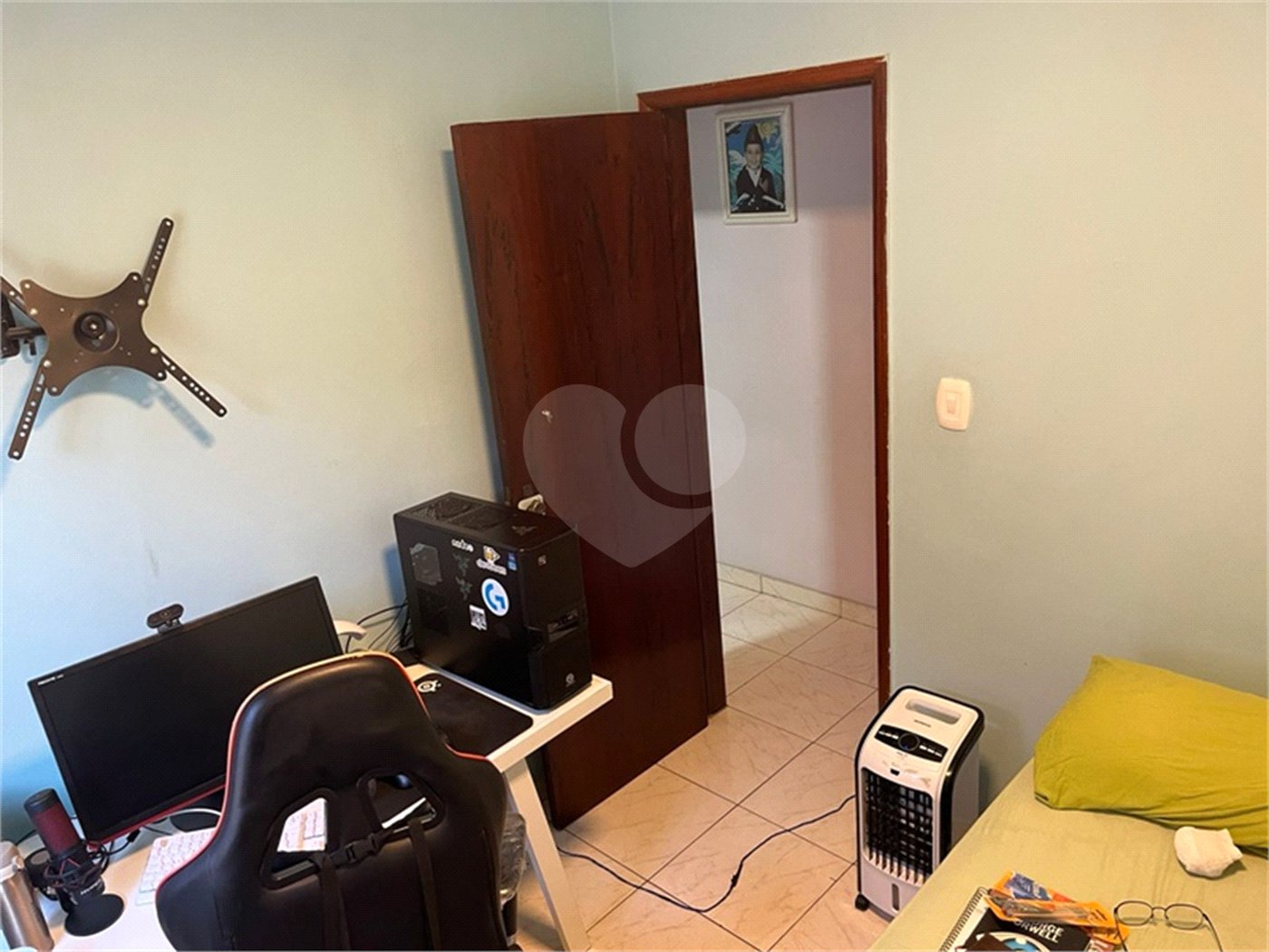 Sobrado à venda com 3 quartos, sendo 1 suíte, em Vila Galvão, Guarulhos, SP