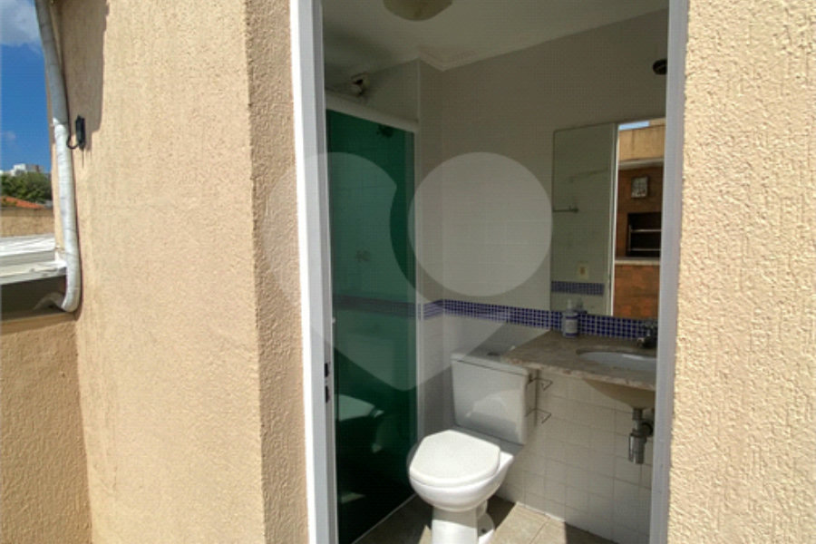 Casa à venda com 3 quartos, sendo 1 suíte, no condomínio Village Santa Cecilia, São Paulo - SP